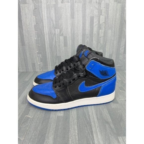Jordan 1  Retro High OG "Royal" 2017 Blue Black Size 7Y - Picture 1 of 14